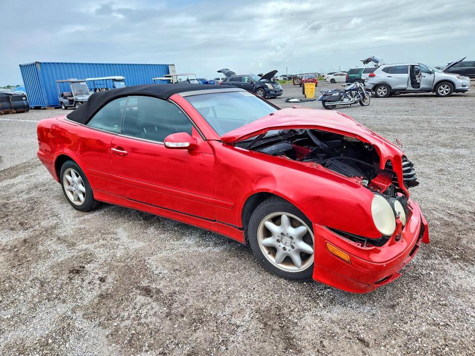 69303036 :رقم المزاد ، WDBLK65G1YT028978 vin ، 2000 Mercedes-benz Clk مزاد بيع