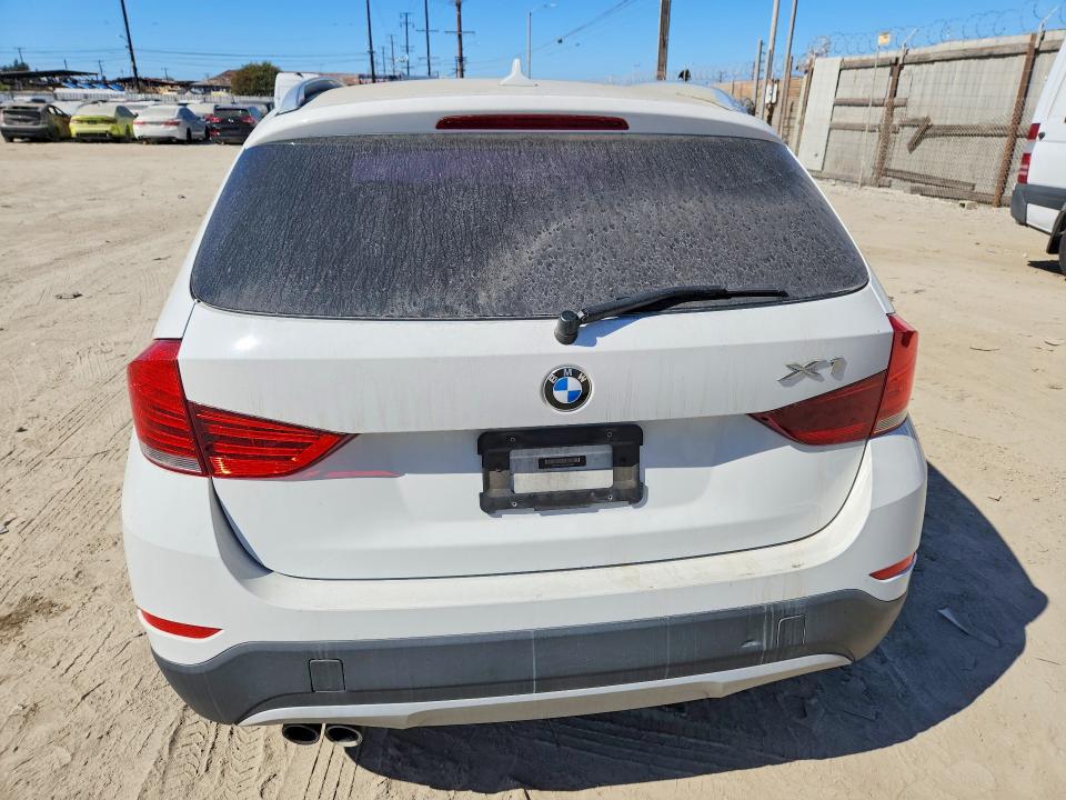2015 Bmw X1 მანქანა იყიდება აუქციონზე, vin: WBAVM1C5XFVW57386, აუქციონის ნომერი: 67462566