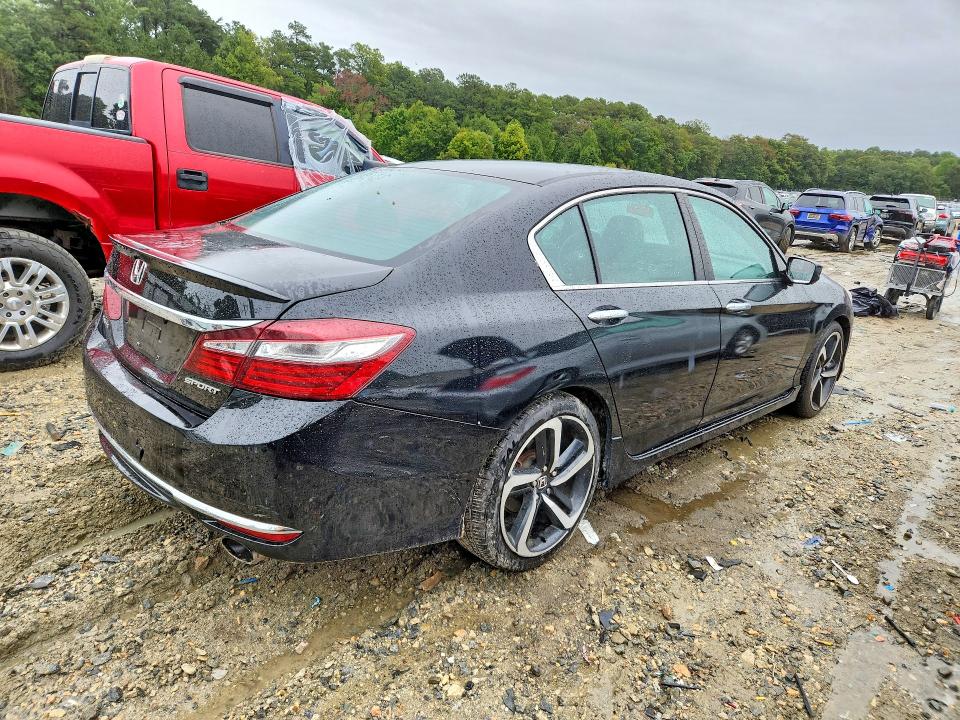 70033636 :رقم المزاد ، 1HGCR2F65GA060825 vin ، 2016 Honda Accord مزاد بيع