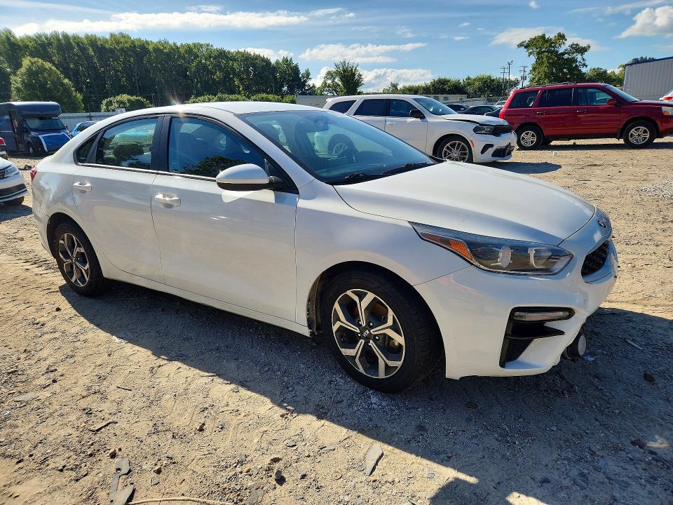 66751596 :رقم المزاد ، 3KPF24AD3ME272763 vin ، 2021 Kia Forte مزاد بيع