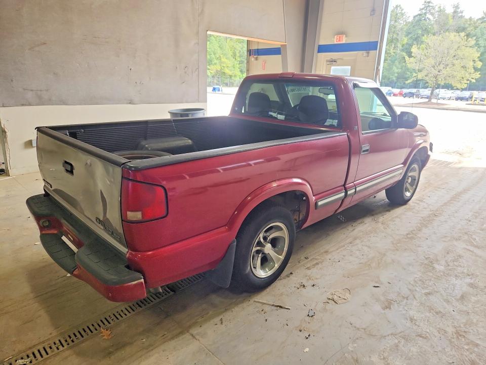 70786796 :رقم المزاد ، 1GCCS14531K154856 vin ، 2001 Chevrolet S Truck مزاد بيع