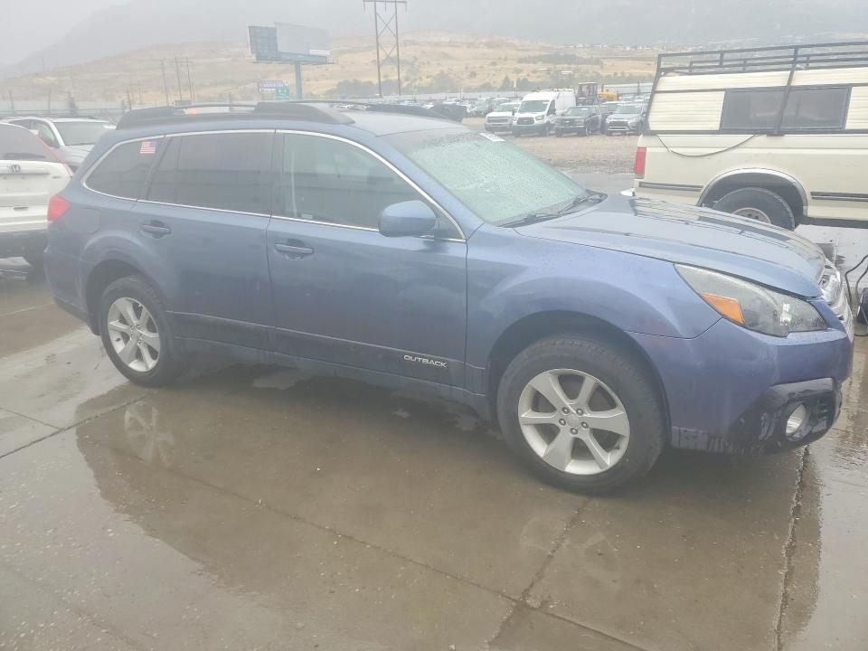 2013 Subaru Outback მანქანა იყიდება აუქციონზე, vin: 4S4BRBCC9D3223377, აუქციონის ნომერი: 69676966