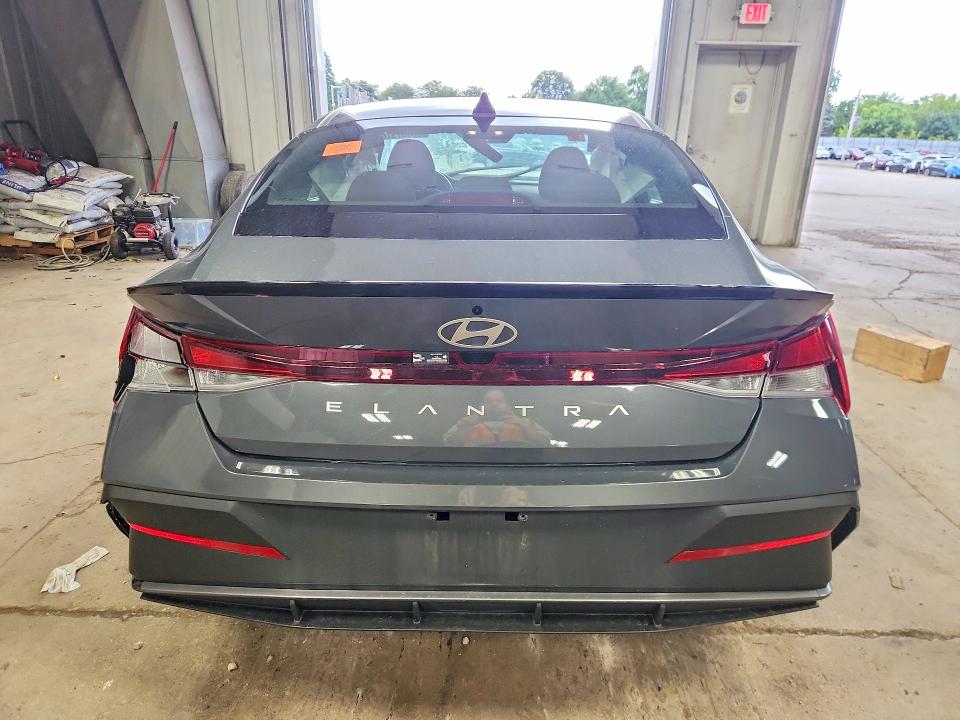 2025 Hyundai Elantra მანქანა იყიდება აუქციონზე, vin: KMHLM4DG1SU056097, აუქციონის ნომერი: 66807376