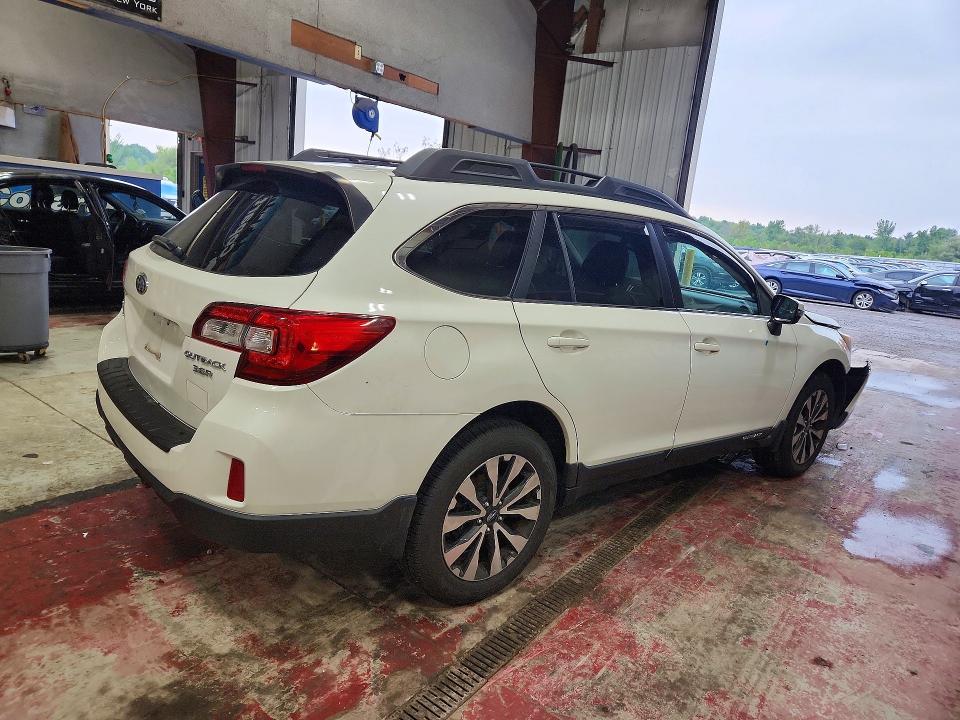 66502786 :رقم المزاد ، 4S4BSELC2F3298043 vin ، 2015 Subaru Outback مزاد بيع