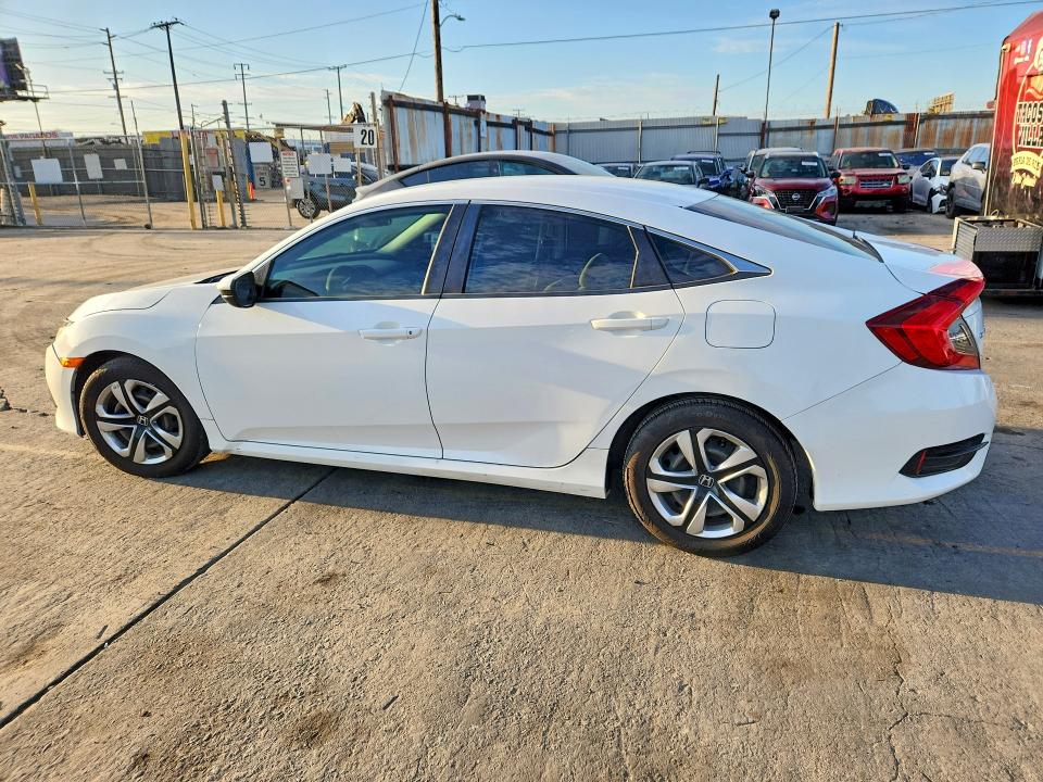 68111256 :رقم المزاد ، 2HGFC2F55JH597290 vin ، 2018 Honda Civic مزاد بيع