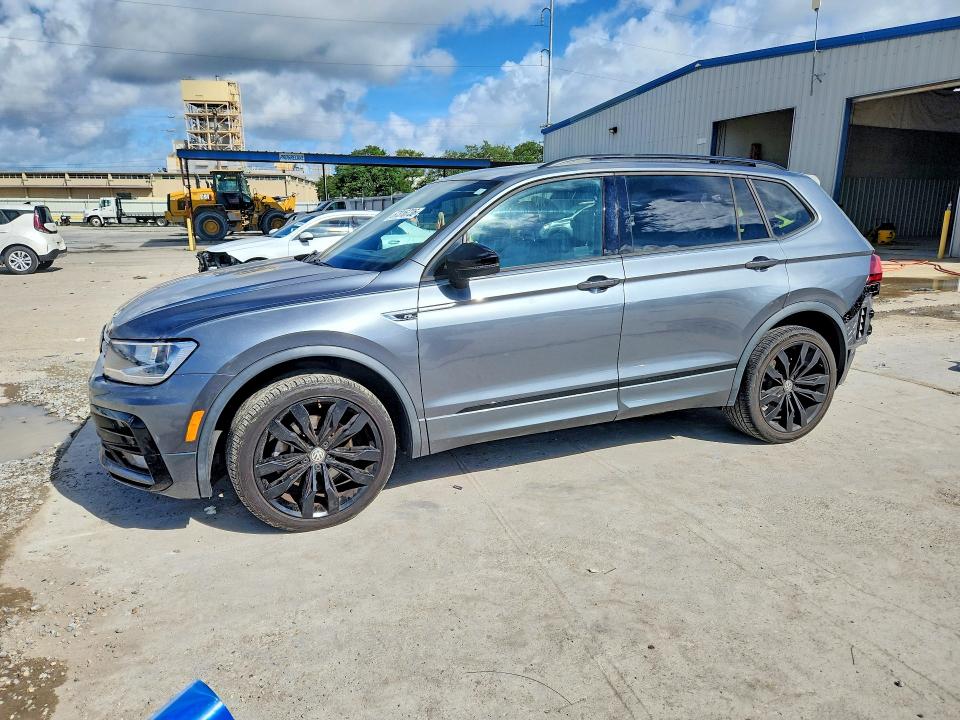 67316736 :رقم المزاد ، 3VV3B7AX4LM146478 vin ، 2020 Volkswagen Tiguan مزاد بيع