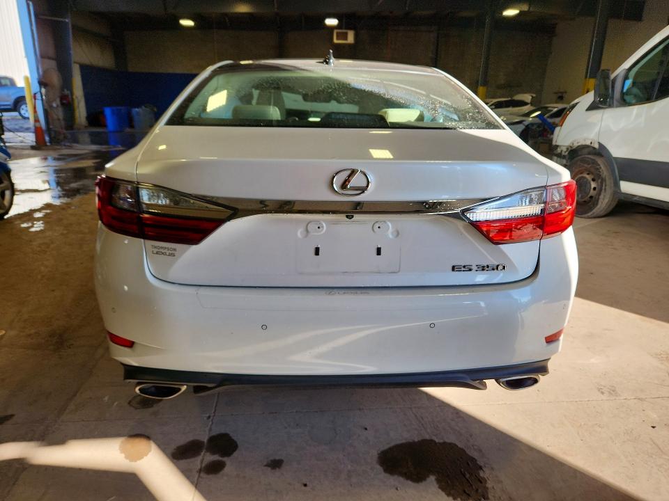 68637946 :رقم المزاد ، 58ABK1GGXJU082703 vin ، 2018 Lexus Es مزاد بيع