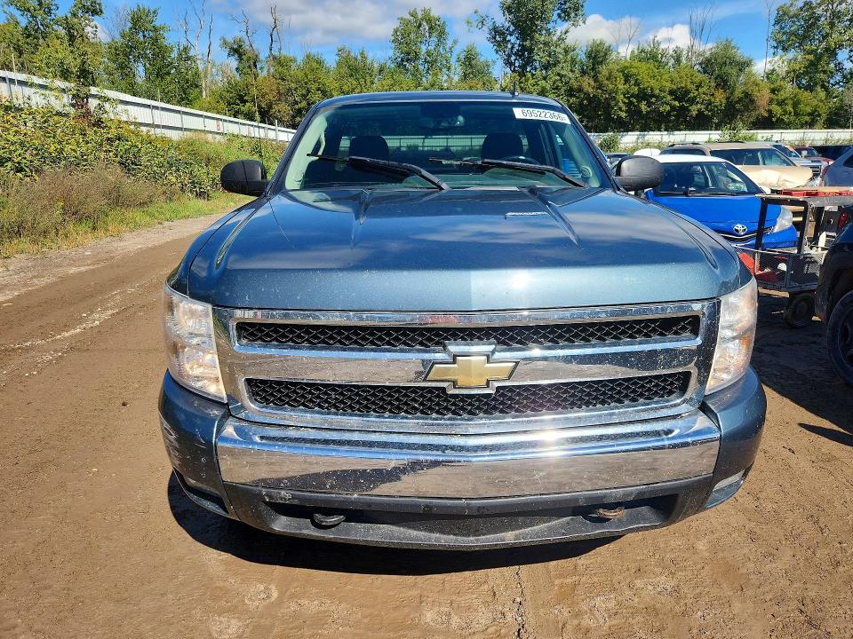 Продажа на аукционе авто 2008 Chevrolet Silverado, vin: 1GCEK14078Z212918, номер лота: 69522366