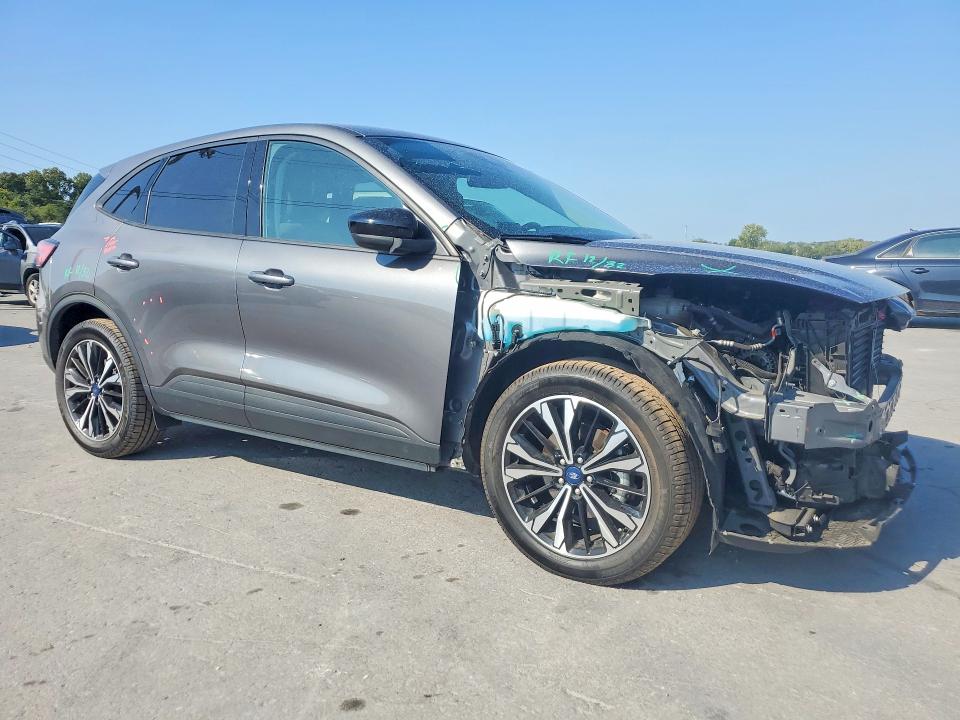 Продажа на аукционе авто 2021 Ford Escape, vin: 1FMCU0G67MUA92603, номер лота: 68666846