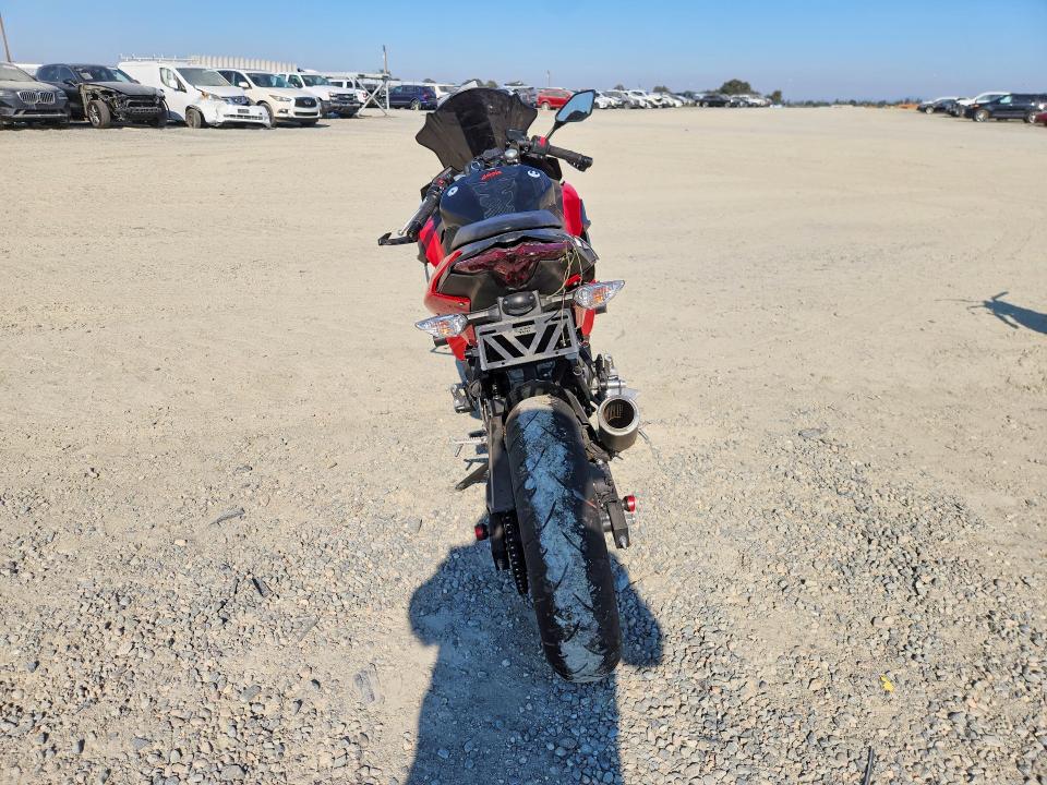 68688086 :رقم المزاد ، ML5EXGG12SDA60766 vin ، 2025 Kawasaki Ex500 مزاد بيع
