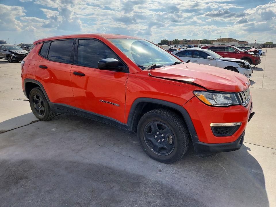 2018 Jeep Compass მანქანა იყიდება აუქციონზე, vin: 3C4NJCAB1JT271626, აუქციონის ნომერი: 67651476