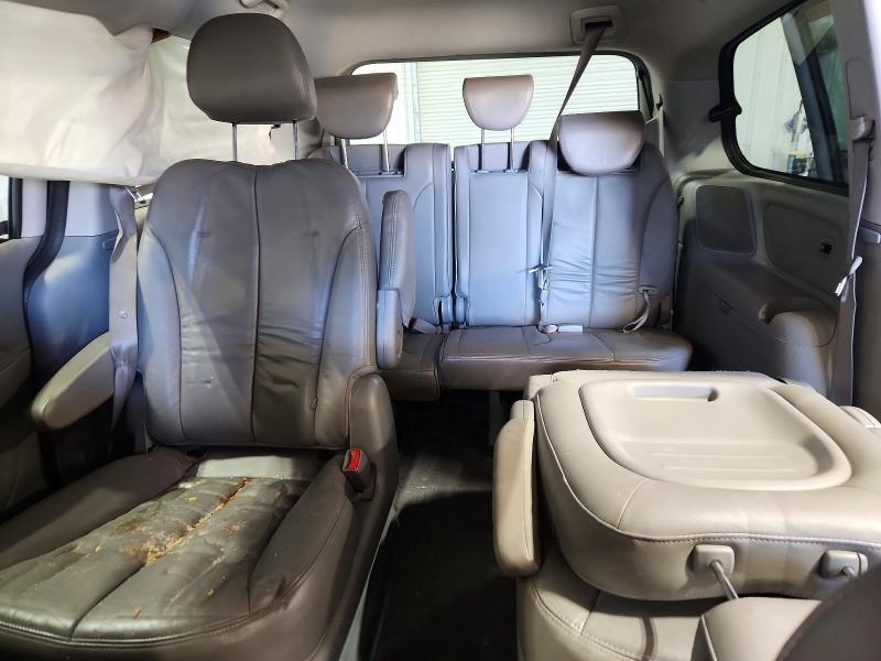 68994056 :رقم المزاد ، KNDMH4C70C6421972 vin ، 2012 Kia Sedona مزاد بيع