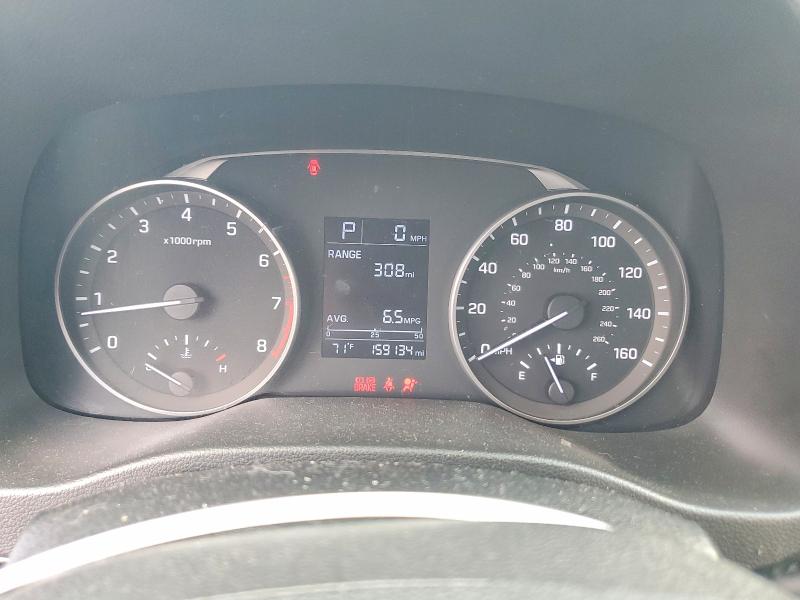 2017 Hyundai Elantra მანქანა იყიდება აუქციონზე, vin: KMHD74LF9HU402104, აუქციონის ნომერი: 70344476