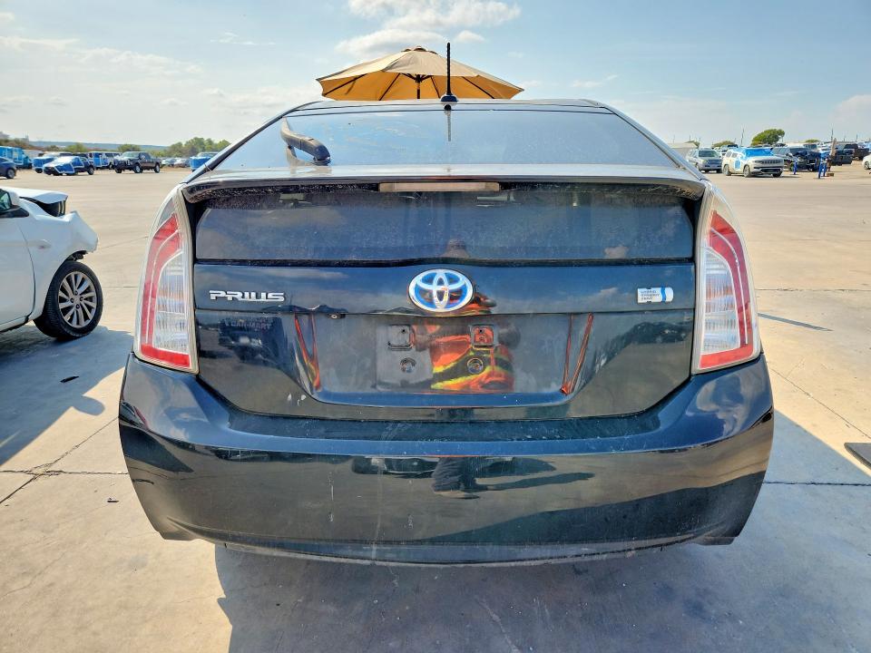 70858516 :رقم المزاد ، JTDKN3DU3D5565165 vin ، 2013 Toyota Prius مزاد بيع