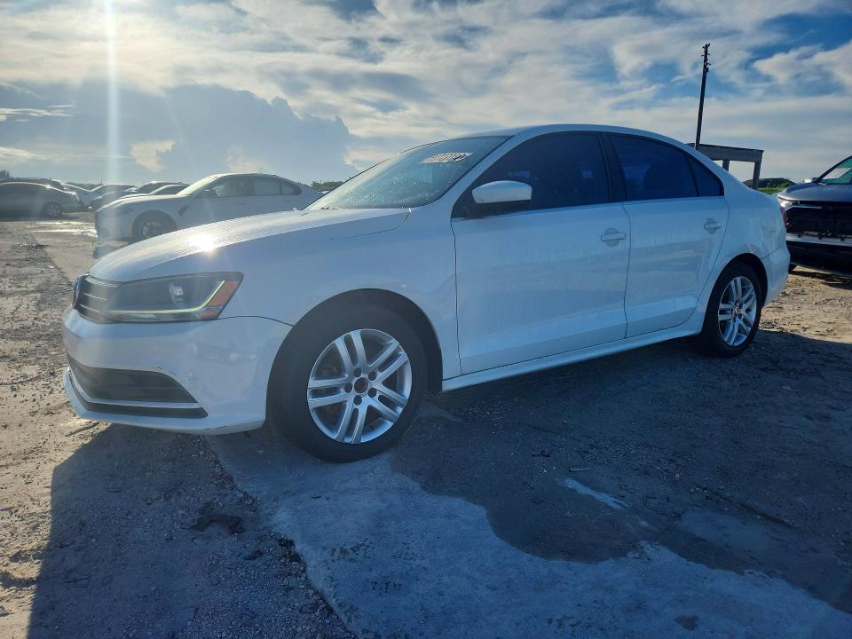 69727036 :رقم المزاد ، 3VW2B7AJ7HM224150 vin ، 2017 Volkswagen Jetta مزاد بيع