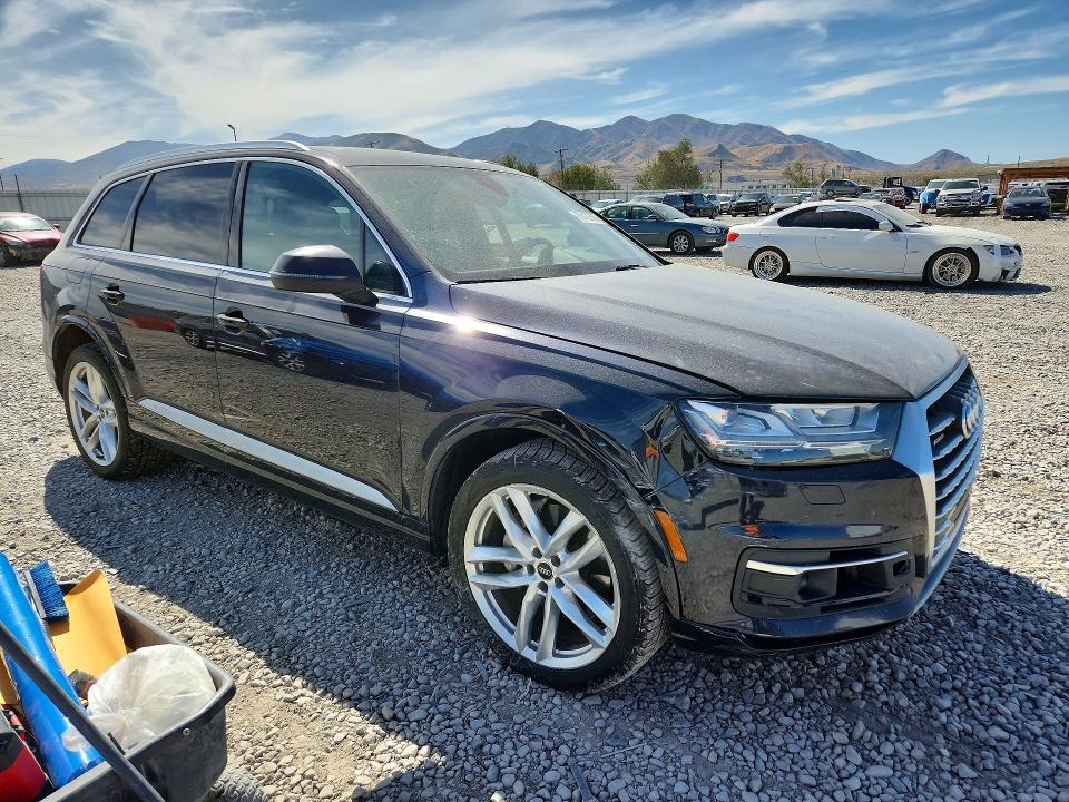 68432306 :رقم المزاد ، WA1VAAF79HD031405 vin ، 2017 Audi Q7 مزاد بيع