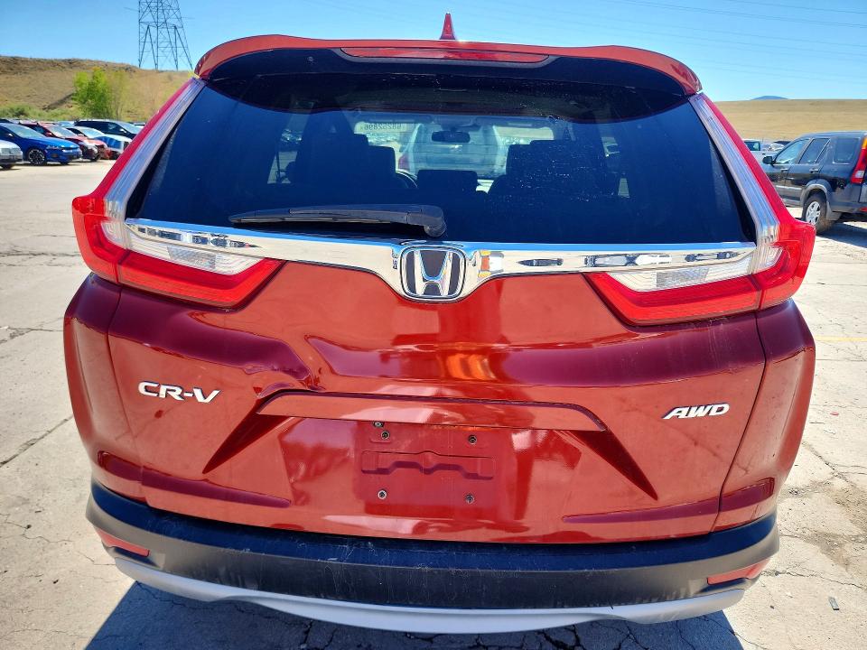 68252896 :رقم المزاد ، 2HKRW2H57JH631396 vin ، 2018 Honda Cr-v مزاد بيع