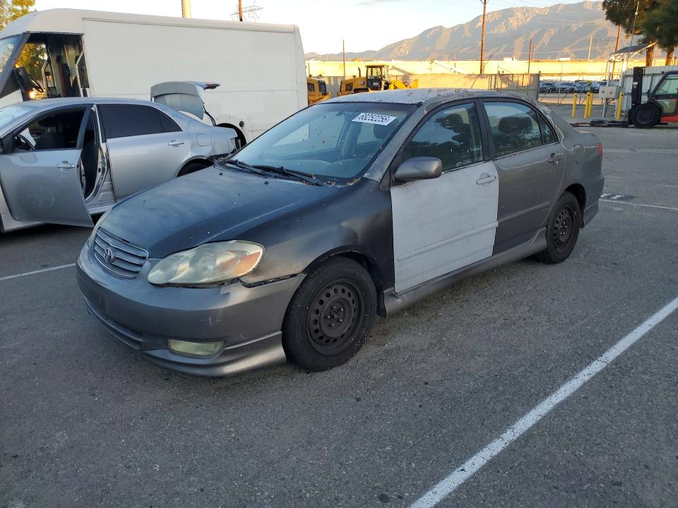 2004 Toyota Corolla მანქანა იყიდება აუქციონზე, vin: 1NXBR32E34Z249685, აუქციონის ნომერი: 68252256