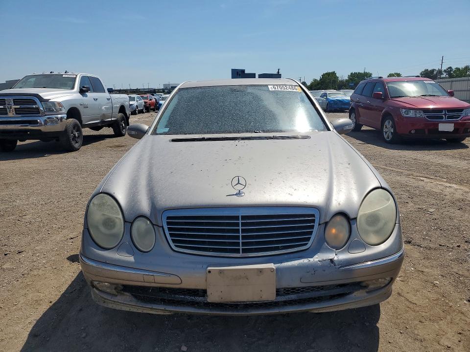 2003 Mercedes-benz E მანქანა იყიდება აუქციონზე, vin: WDBUF65J43X109205, აუქციონის ნომერი: 67052486