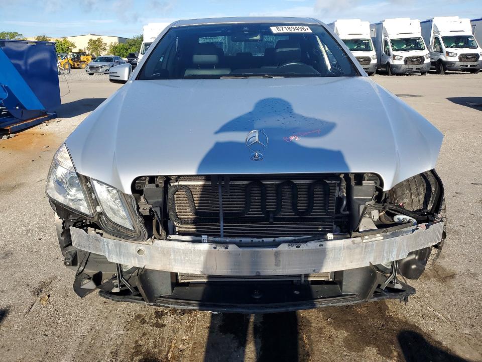 67189496 :رقم المزاد ، WDDHF5KB1DA721690 vin ، 2013 Mercedes-benz E مزاد بيع
