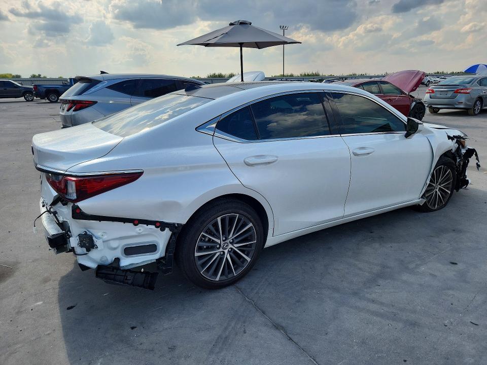 70256536 :رقم المزاد ، 58ADZ1B11SU211145 vin ، 2025 Lexus Es 350 مزاد بيع