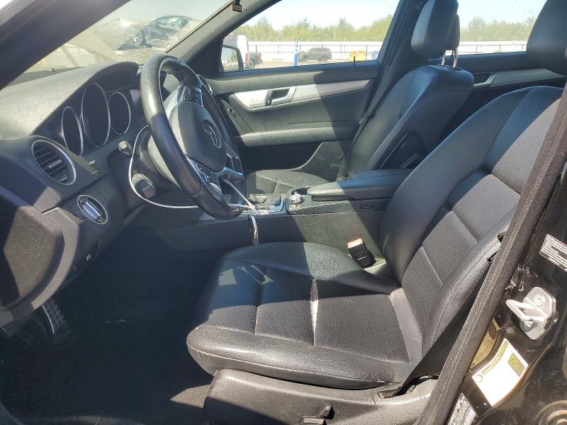 67487326 :رقم المزاد ، WDDGF4HB5CR233128 vin ، 2012 Mercedes-benz C مزاد بيع