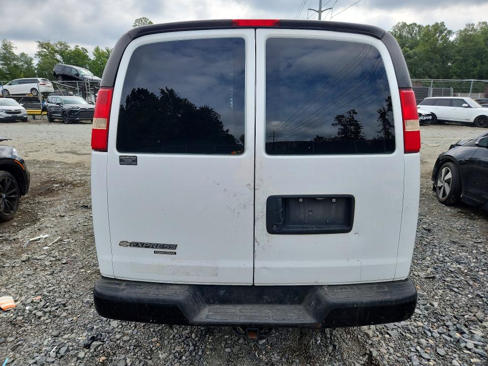 2014 Chevrolet Express G2500 მანქანა იყიდება აუქციონზე, vin: 1GCWGFCA3E1102357, აუქციონის ნომერი: 68402366