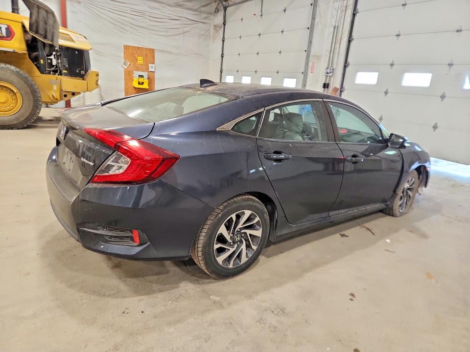 Продаж на аукціоні авто 2018 Honda Civic, vin: 2HGFC2F76JH515066, номер лоту: 70130046