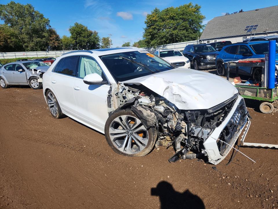 2019 Audi Q8 მანქანა იყიდება აუქციონზე, vin: WA1CVAF19KD033573, აუქციონის ნომერი: 69502236