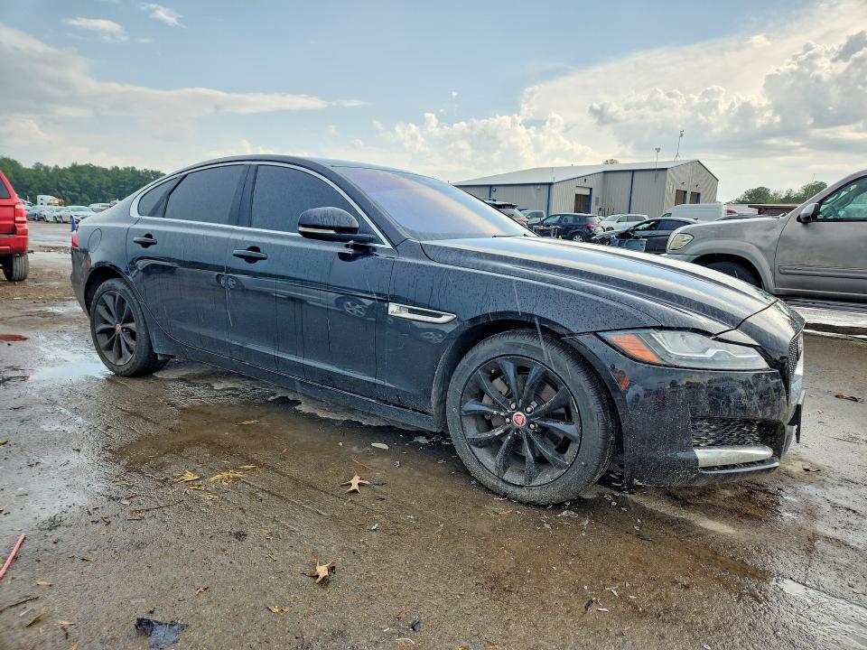 Aukcja sprzedaży 2017 Jaguar Xf, vin: SAJBD4BN8HCY32324, numer aukcji: 66852746