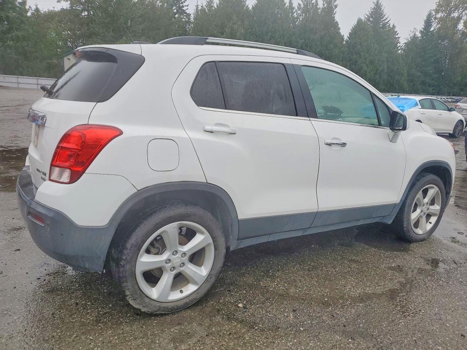 70861576 :رقم المزاد ، 3GNCJTSB6FL240635 vin ، 2015 Chevrolet Trax مزاد بيع