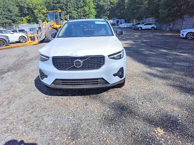 67752336 :رقم المزاد ، YV4L12UC7T2820415 vin ، 2026 Volvo Xc40 مزاد بيع
