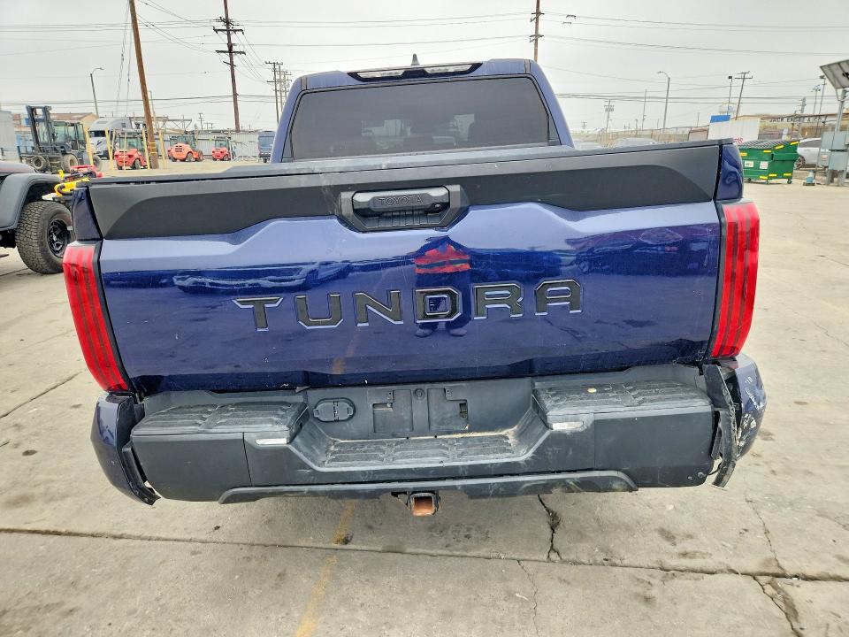 Aukcja sprzedaży 2022 Toyota Tundra, vin: 5TFLA5ABXNX014168, numer aukcji: 70518246