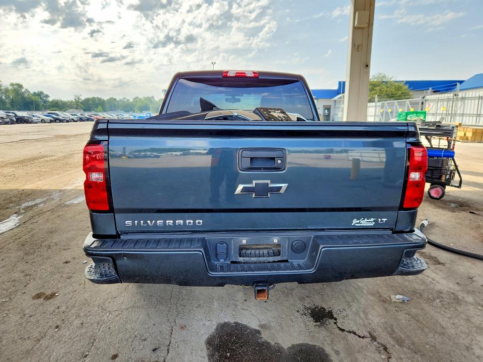 Продажа на аукционе авто 2018 Chevrolet Silverado, vin: 3GCUKREC2JG518899, номер лота: 67343486