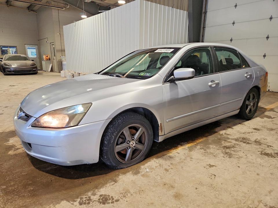 Продажа на аукционе авто 2004 Honda Accord, vin: 1HGCM56874A120004, номер лота: 69437806