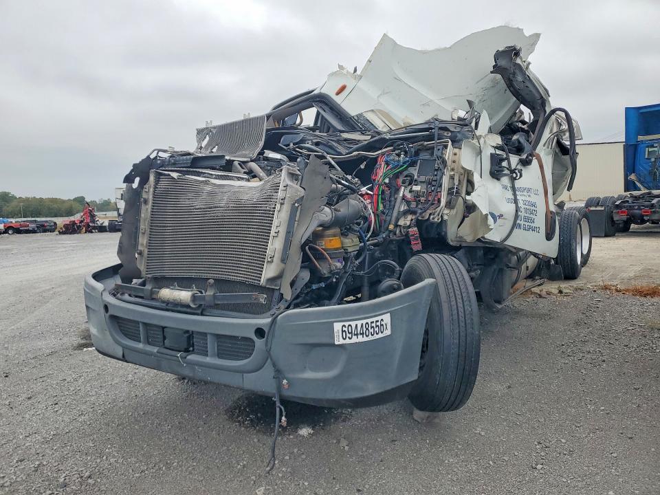 69448556 :رقم المزاد ، 1FUJGLD5XGLGP4412 vin ، 2016 Freightliner Cascadia 125 مزاد بيع