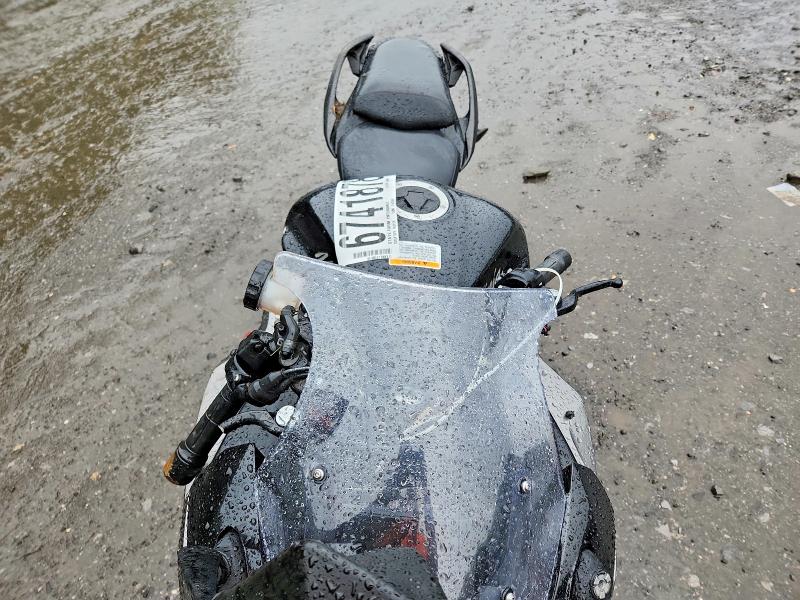 67418786 :رقم المزاد ، JKAZXCW15HA003108 vin ، 2017 Kawasaki Zx1000 مزاد بيع