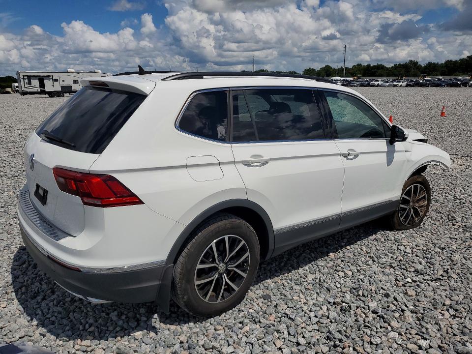 2021 Volkswagen Tiguan მანქანა იყიდება აუქციონზე, vin: 3VV3B7AX8MM159042, აუქციონის ნომერი: 69425926
