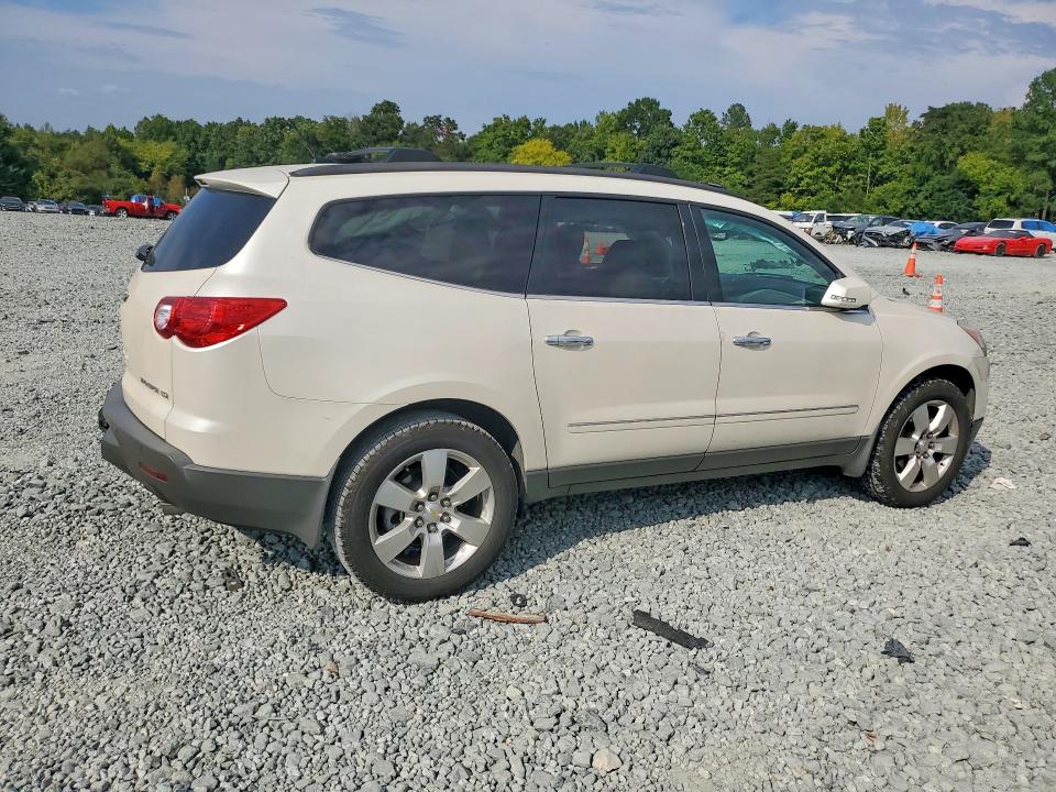 69817146 :رقم المزاد ، 1GNKRLED7CJ104289 vin ، 2012 Chevrolet Traverse مزاد بيع