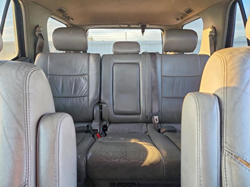 Продажа на аукционе авто 2002 Toyota Sequoia, vin: 5TDBT44A22S111952, номер лота: 69748356