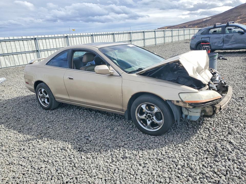 Продажа на аукционе авто 2000 Honda Accord, vin: 1HGCG2252YA801114, номер лота: 70320596