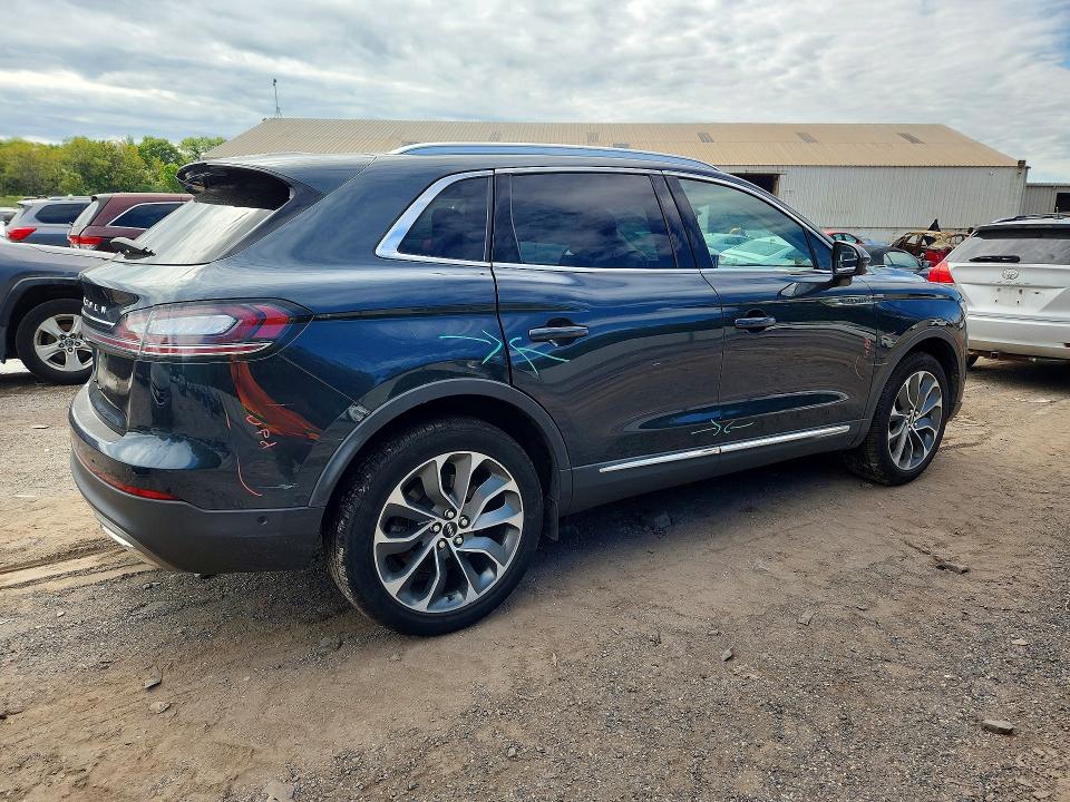 Продажа на аукционе авто 2022 Lincoln Nautilus, vin: 2LMPJ8K90NBL00052, номер лота: 69198736