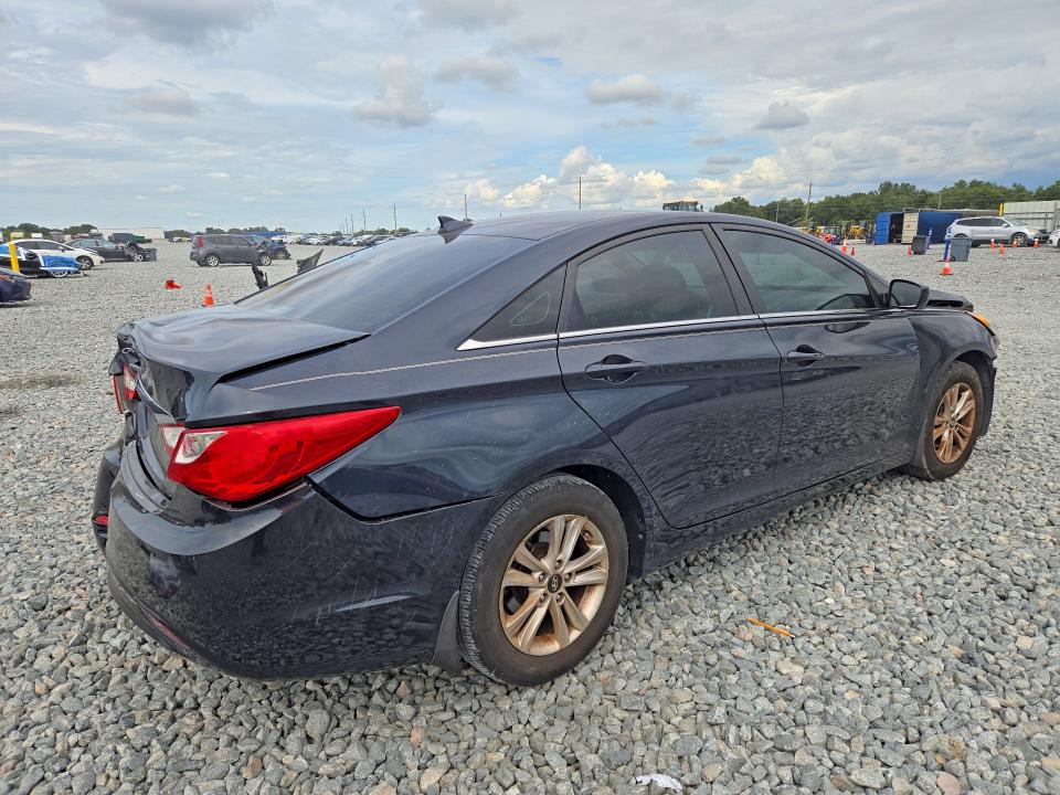 2013 Hyundai Sonata მანქანა იყიდება აუქციონზე, vin: 5NPEB4AC5DH699697, აუქციონის ნომერი: 71061626