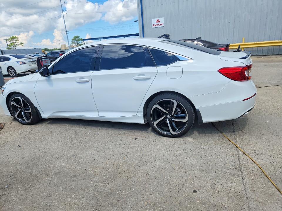 Продажа на аукционе авто 2022 Honda Accord, vin: 1HGCV1F48NA007313, номер лота: 67839956