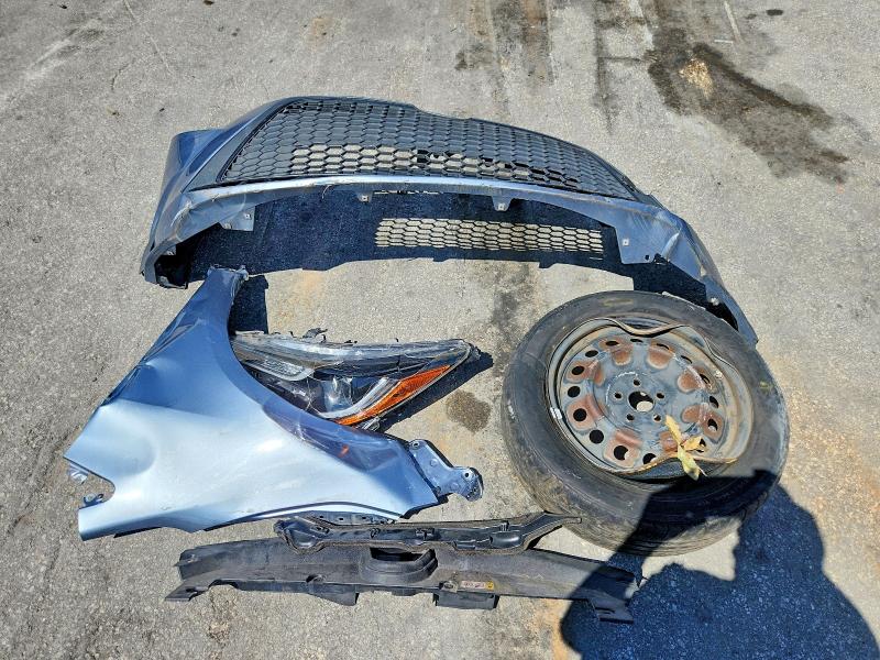 67600616 :رقم المزاد ، JTDEPRAE7LJ015402 vin ، 2020 Toyota Corolla مزاد بيع