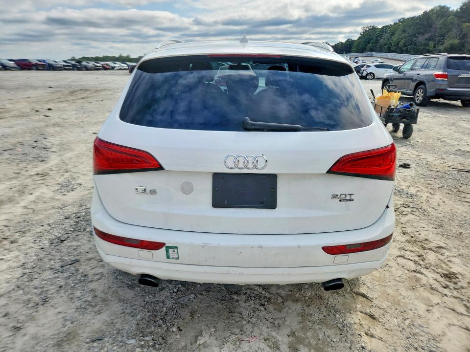 2014 Audi Q5 მანქანა იყიდება აუქციონზე, vin: WA1CFAFP5EA080624, აუქციონის ნომერი: 70122046