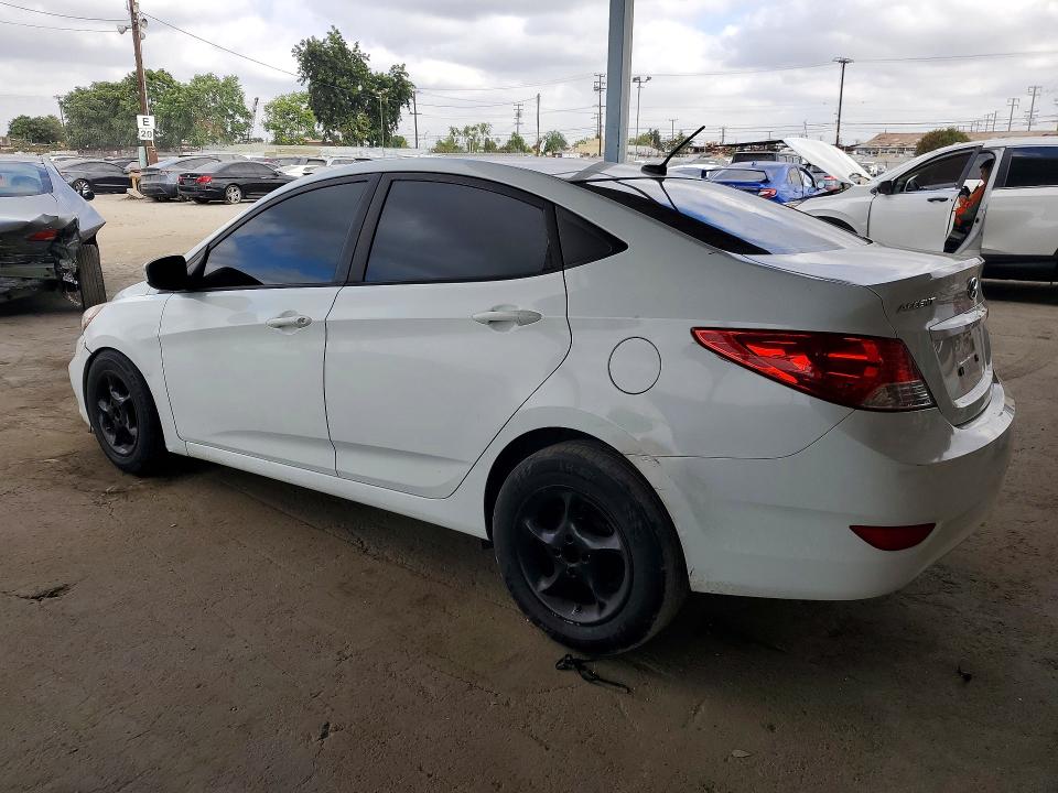 2013 Hyundai Accent მანქანა იყიდება აუქციონზე, vin: KMHCT4AE3DU537803, აუქციონის ნომერი: 67815126