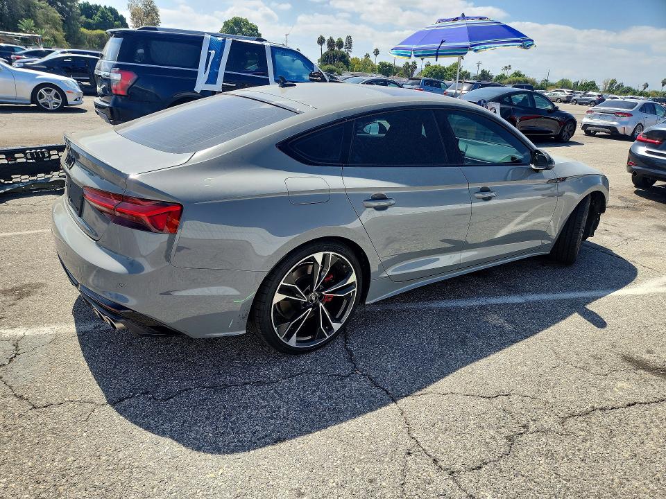 2022 Audi S5 მანქანა იყიდება აუქციონზე, vin: WAUC4CF53NA035698, აუქციონის ნომერი: 68085526