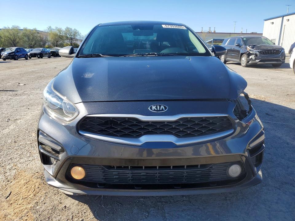 67333086 :رقم المزاد ، 3KPF24AD4ME360737 vin ، 2021 Kia Forte مزاد بيع