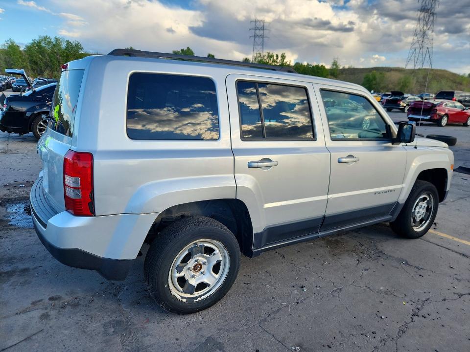 67375156 :رقم المزاد ، 1C4NJRBB9DD201352 vin ، 2013 Jeep Patriot مزاد بيع